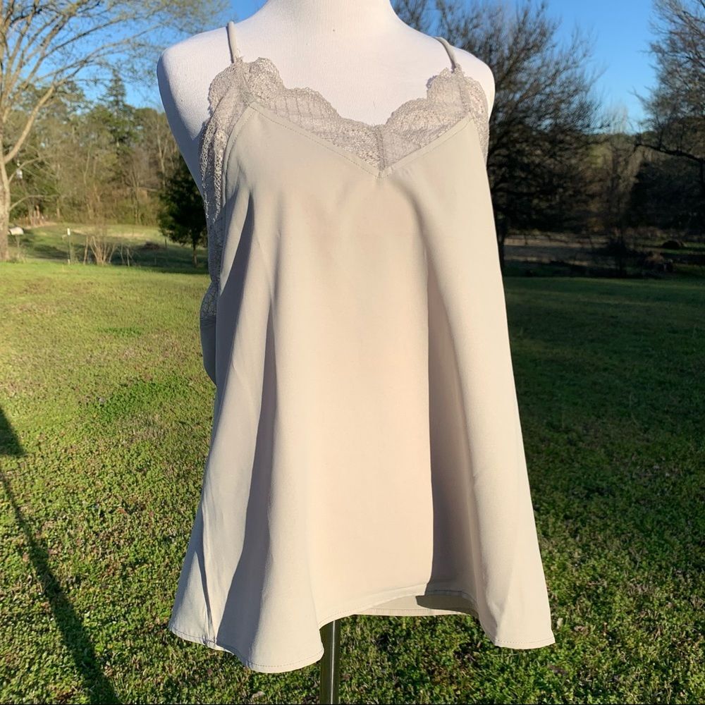 NWT Bibi Large Lace Trim Spaghetti Strap Racerback Tank